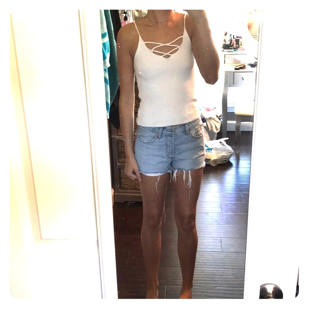 White knit tank